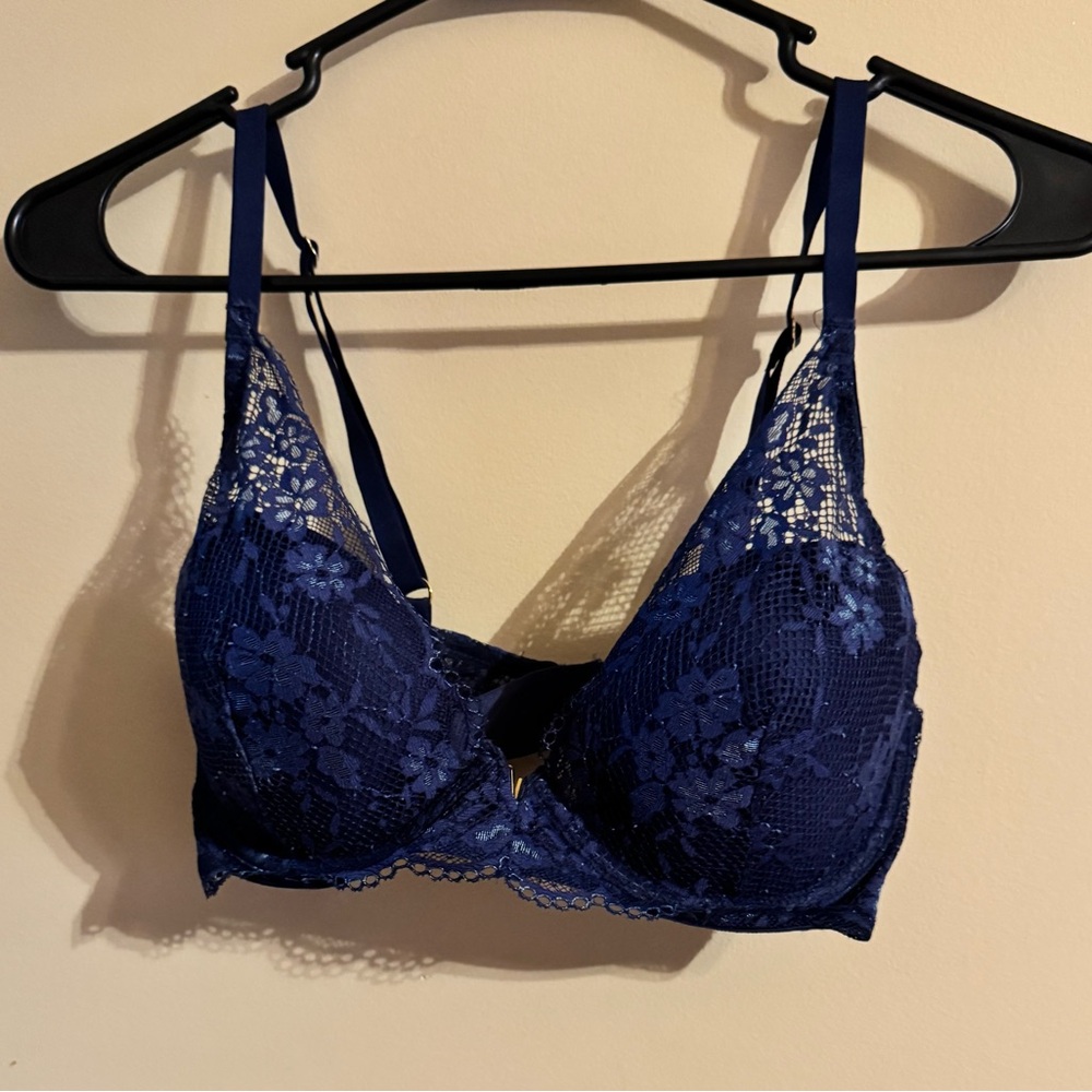 Victoria's Secret Blue Lace Bra with Underwire